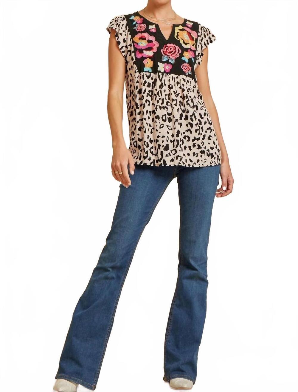 NEW ANDREE BY UNIT sinclair embroidered top in leopard